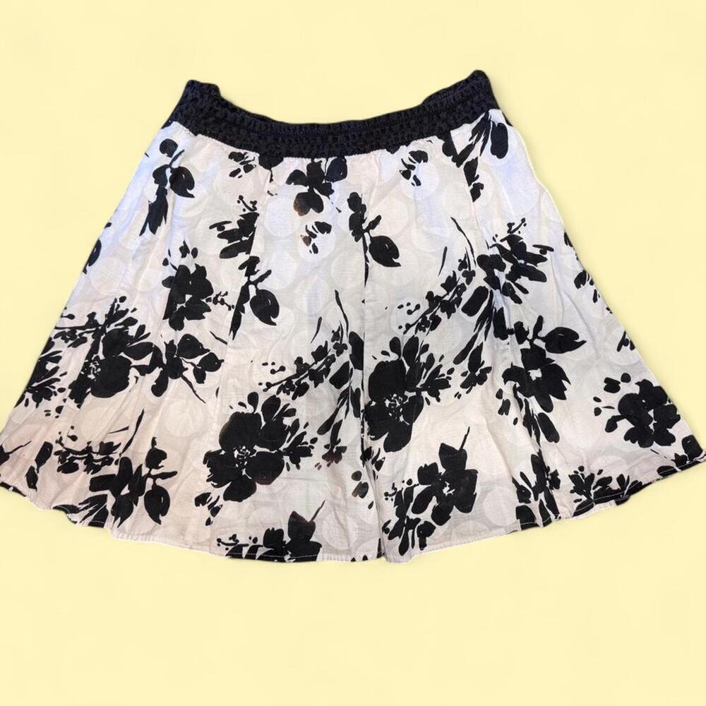 Vintage Y2K Catch My I Womens Black White Floral Mini Skirt Size Medium